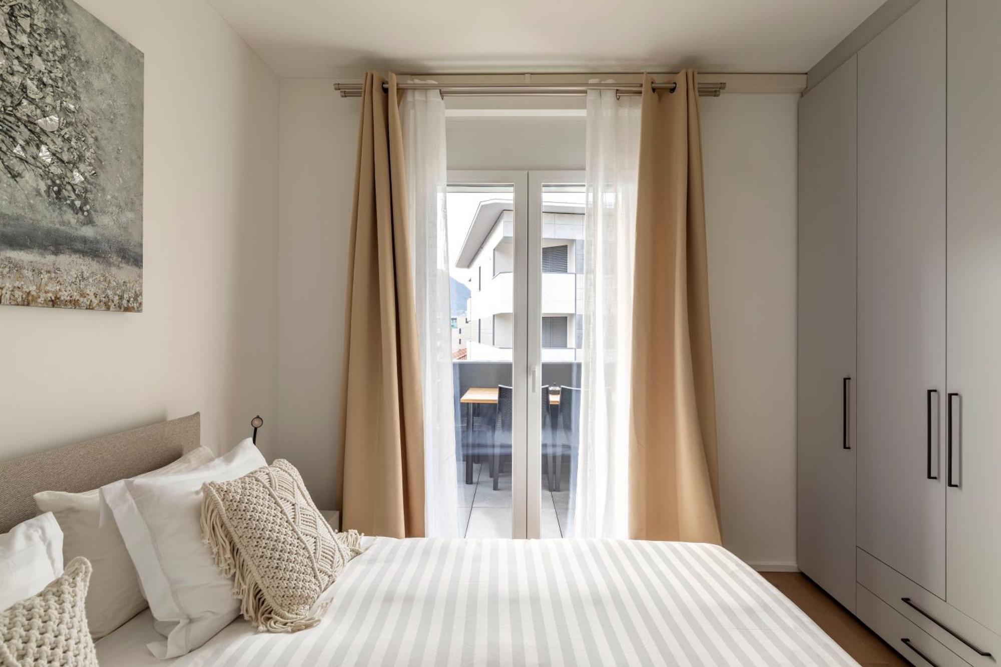 Regalia Suites - Free Parking Лугано Екстериор снимка